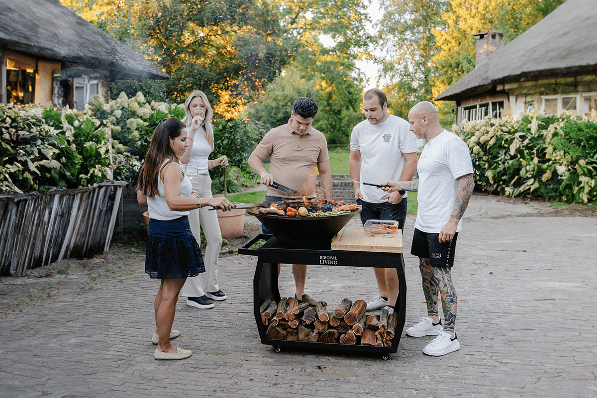 Barbecue BIG Jack 3.0 Blackline - incl. hoes en houtopslag - Ø 80 cm- - Staal- RJRoyal Living