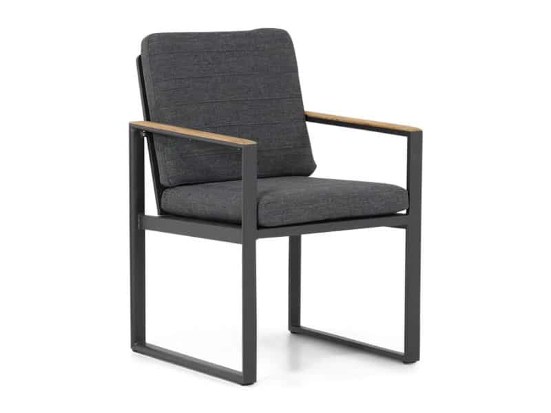 Santika Soray dining tuinstoel met teak armleuning