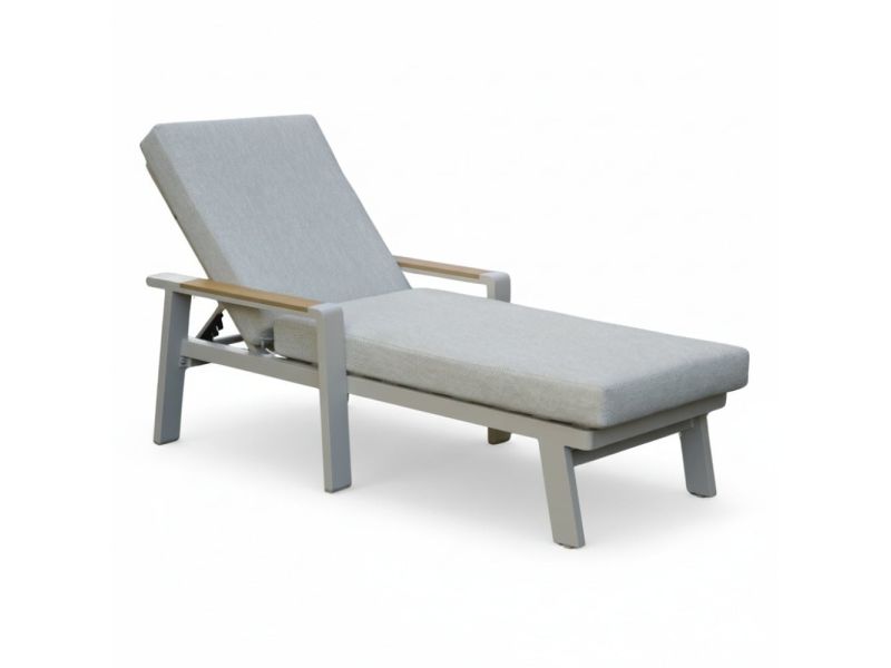 Lola ligbed | aluminium + polywood | beige | 199cm