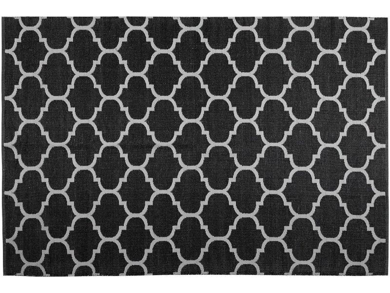 BELIANI ALADANA - Outdoor kleed - Zwart - 160 x 230 cm - PVC