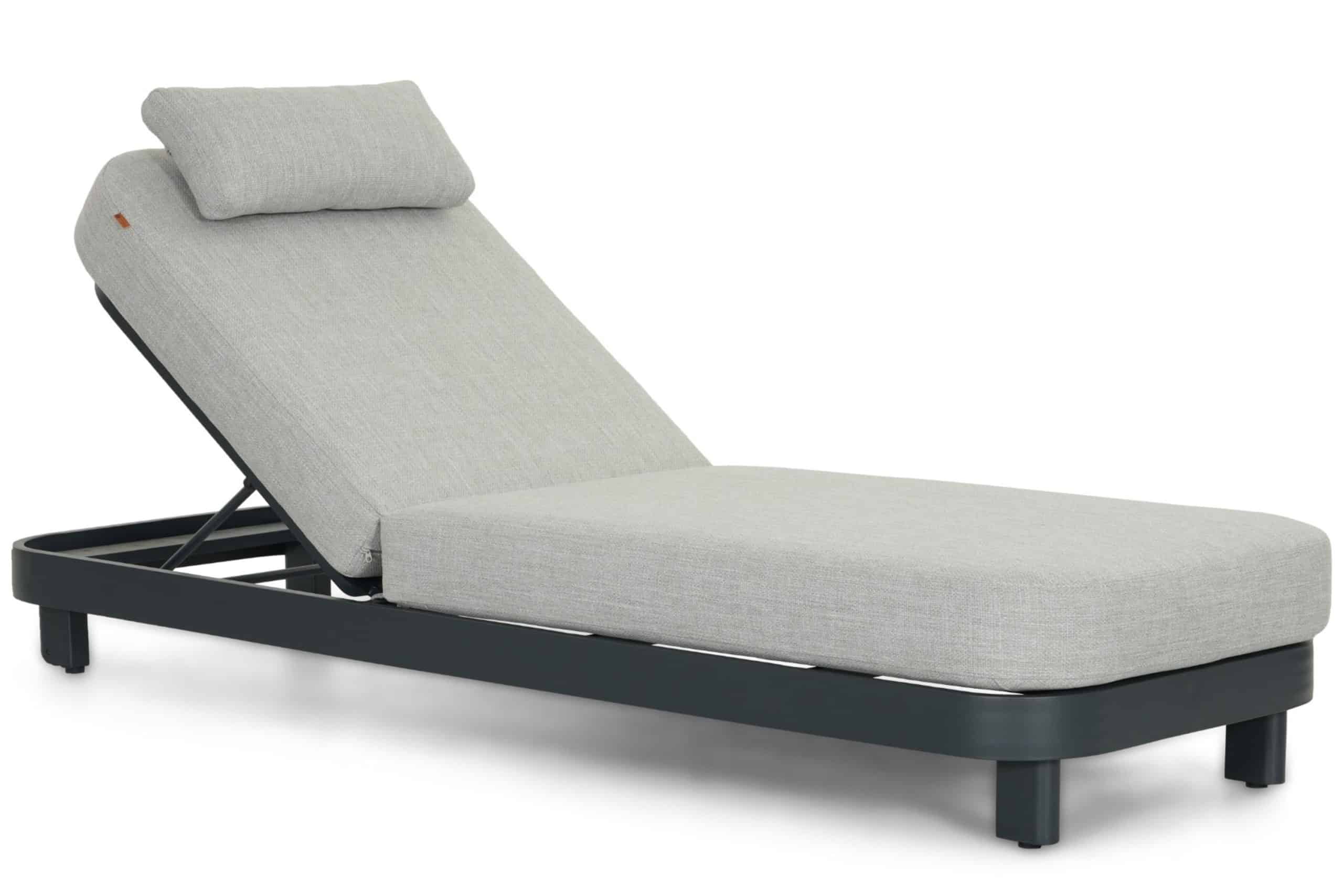 santika nanda ligbed