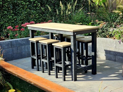 Barset 6 persoons 7 Delig bartafel met 6 krukken