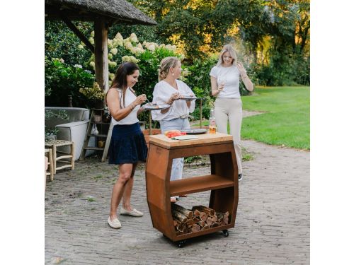 BBQ tafel tabla Cortar Cortenstaal met wielen en grote snijplank