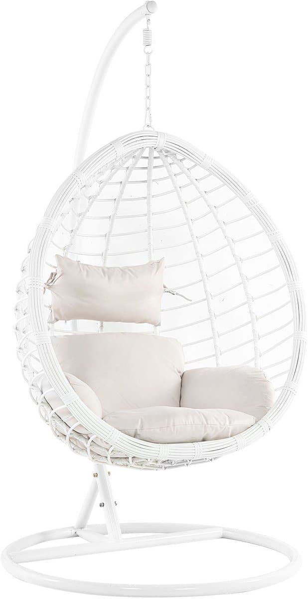 beliani fano hangstoel gebroken wit pe rotan