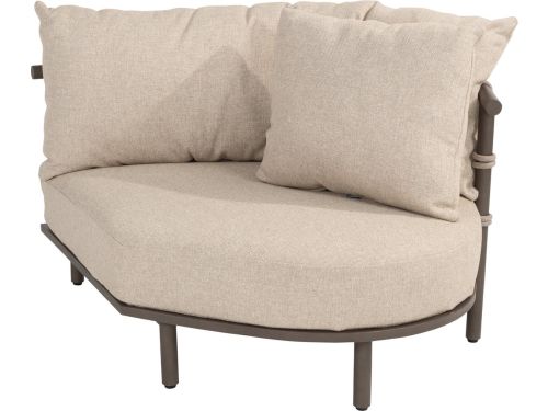 Ezra love island terre 4 Seasons Outdoor