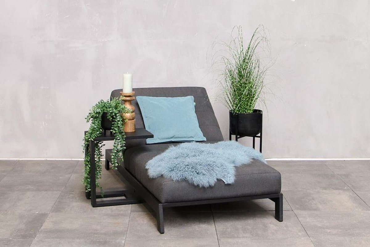 fonteyn | ligbed bite | sooty