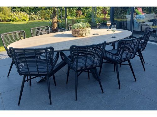 Jasmine Black/GI Edison 8-persoons dining tuinset 280x140 cm.