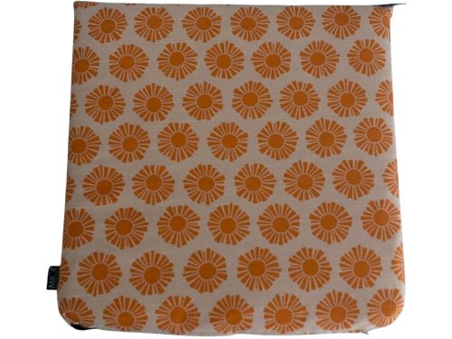 Mica Kumara Bistro Kussen Oranje 40x40x5 cm - Tuinkussen Stoel