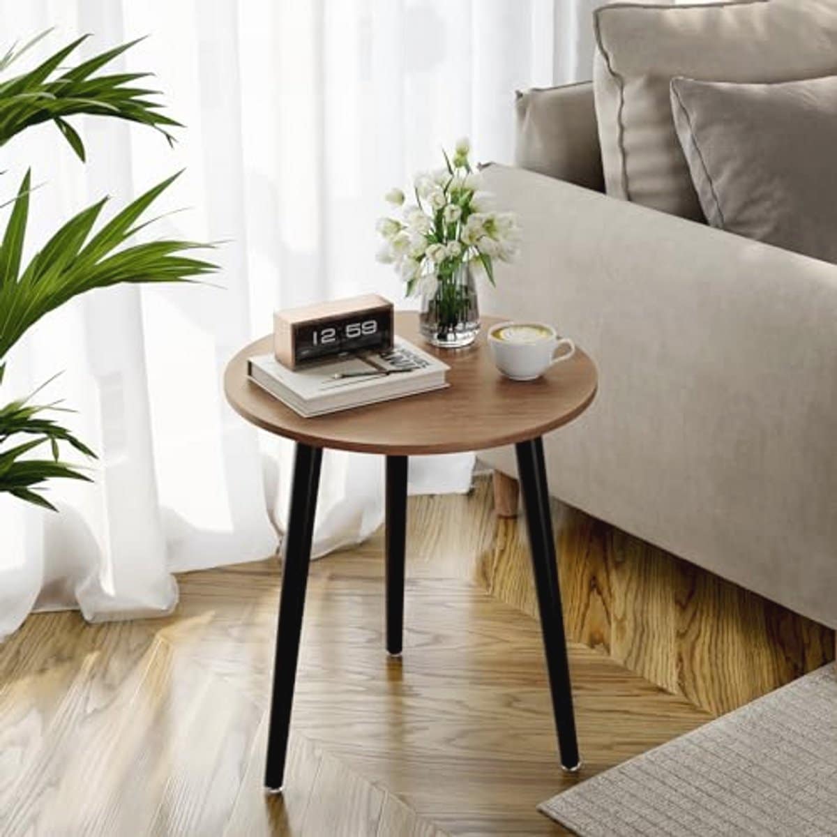 ronde houten bijzettafel in scandinavische stijl compact en praktisch