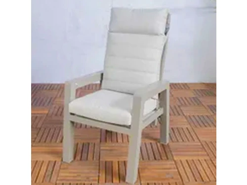 Valerie pump chair