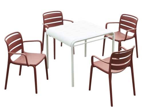 Vente-unique Tuineethoek van polypropyleen: een tafel L.90 cm en 4