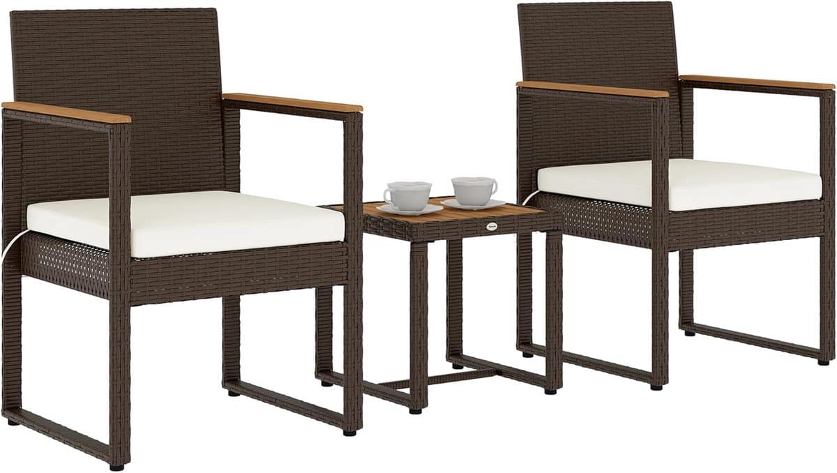 3 delige bistroset buiten met rotan stoelen en acaciahouten tafel