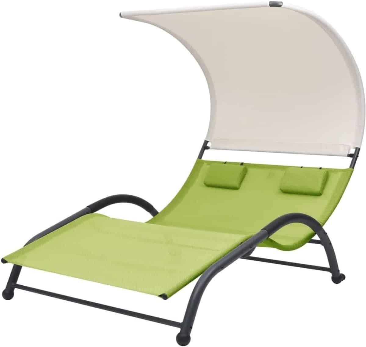 dubbele lounger ligbed ontspannen in de tuin