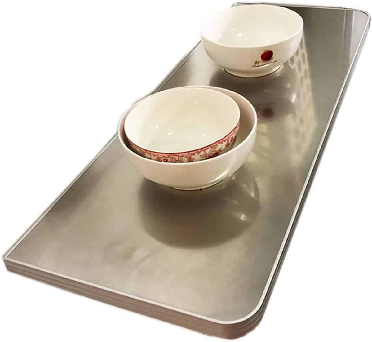 klaptafel aan muur eettafel computerbureau ruimtebesparend werken