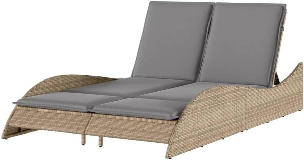 ligbed met kussens tuinstoel zonnebed ontspannen in de