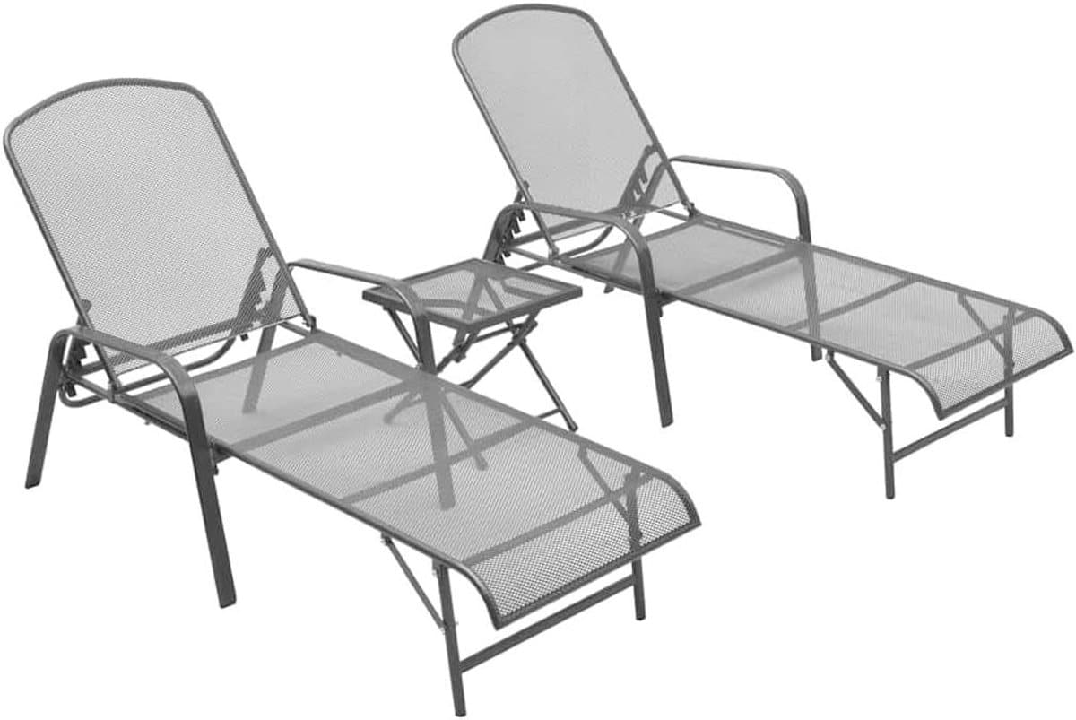 ligbedden met tafel loungestoelen zonnebed ontspannen buiten