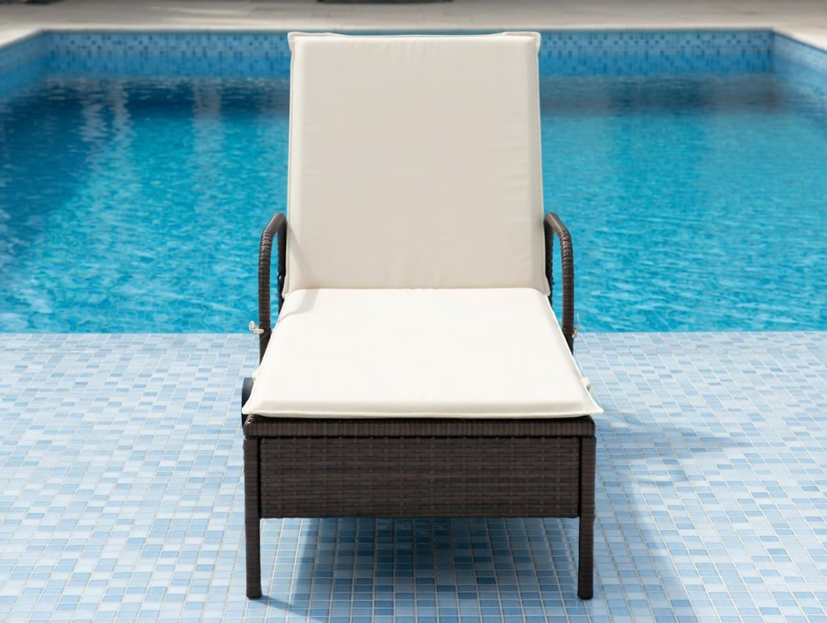 luxe 2 persoons poly rattan ligbedden met kussens verstelbare tuinligstoelen