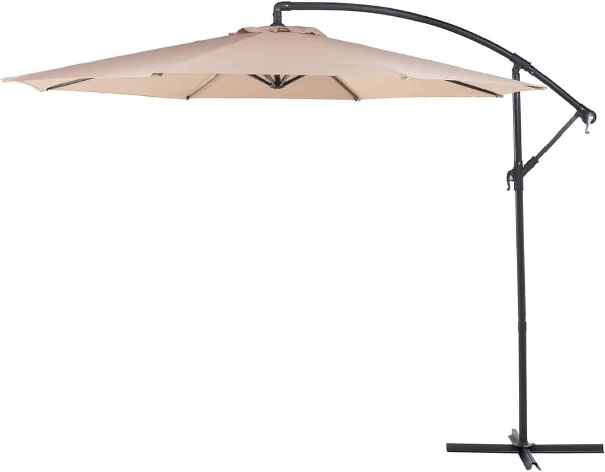 zweefparasol tuinparasol buiten genieten van de zon