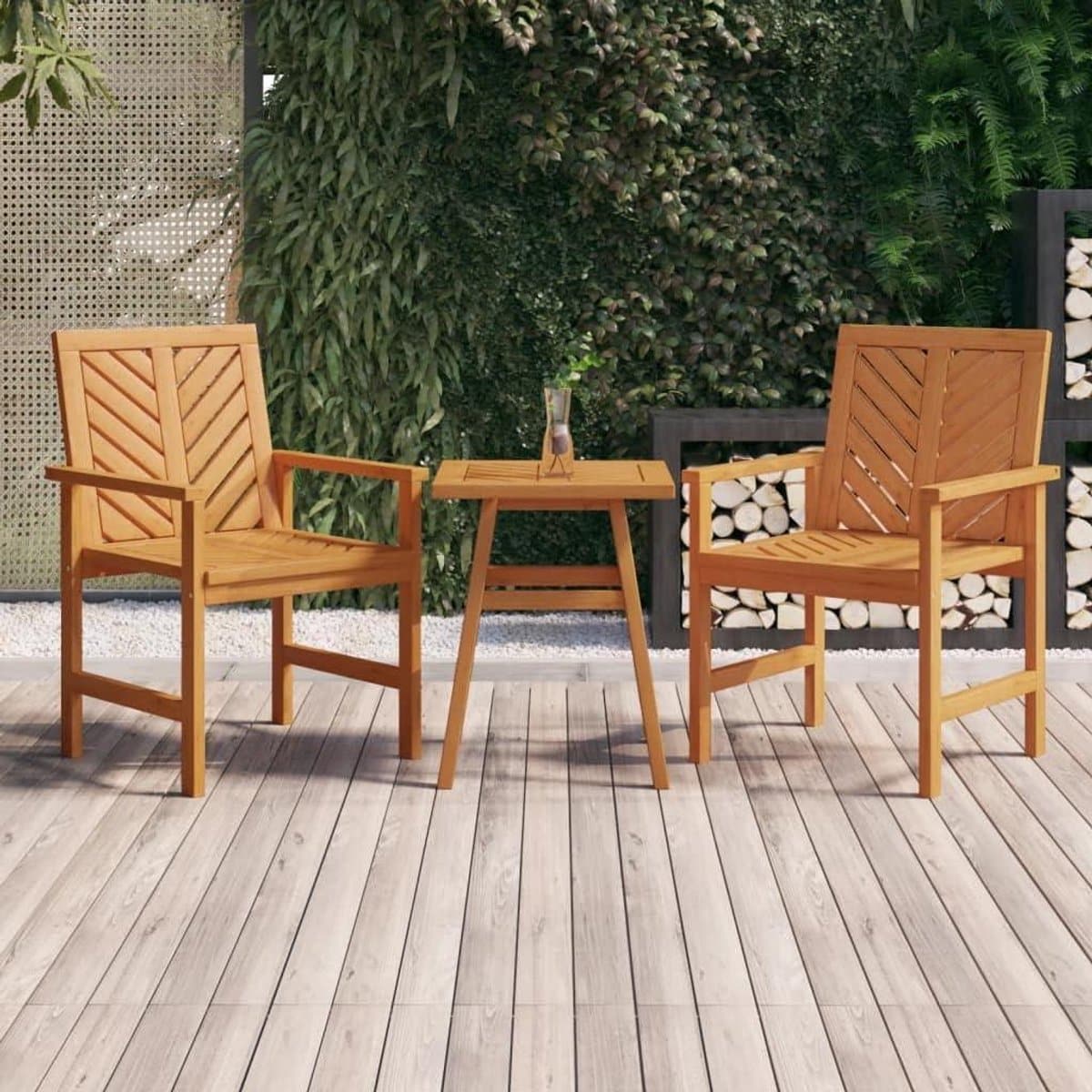 houten bijzettafel tuinmeubel tafel buiten genieten visgraatpatroon