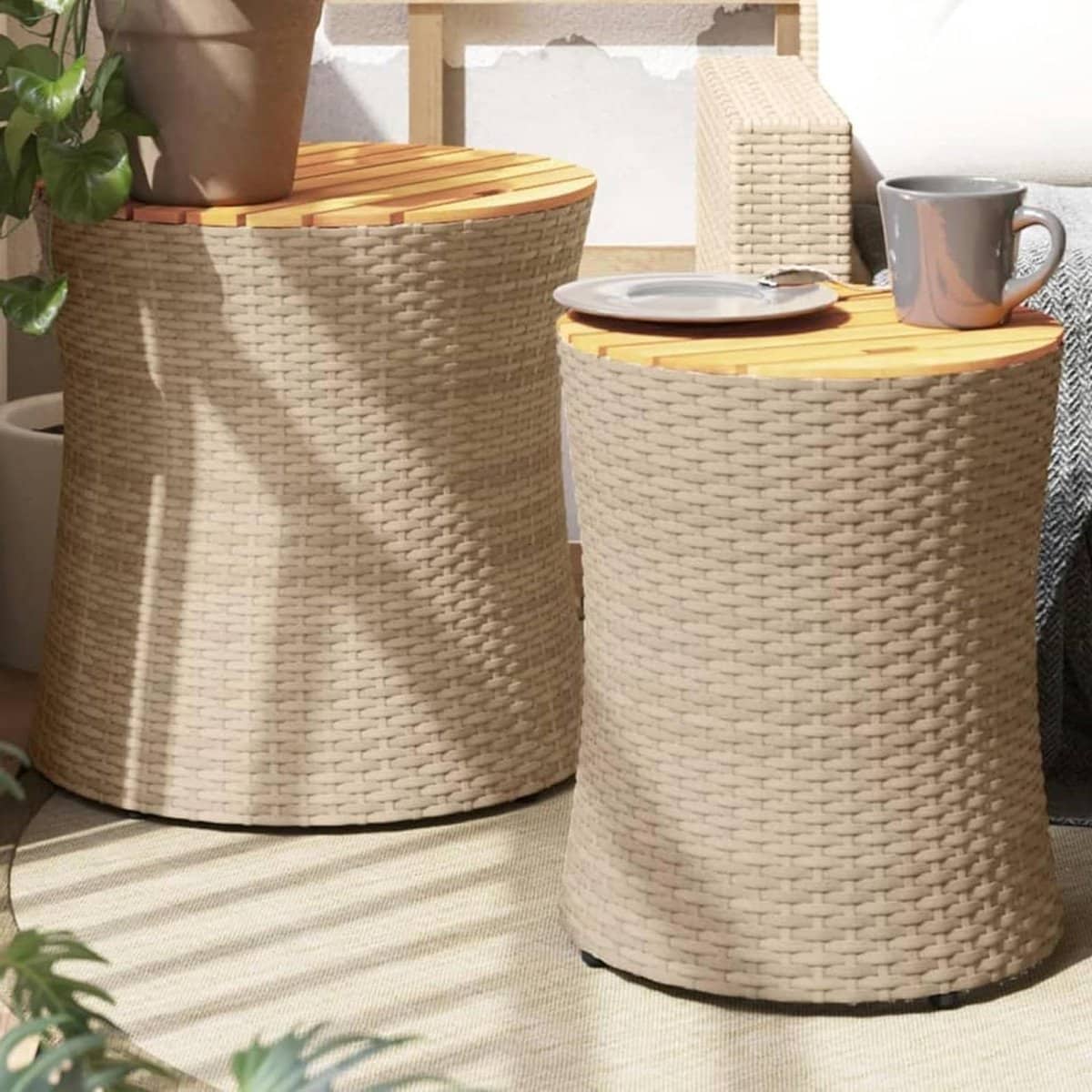 tuin bijzettafels terrastafel bistrotafel buiten zitten houten