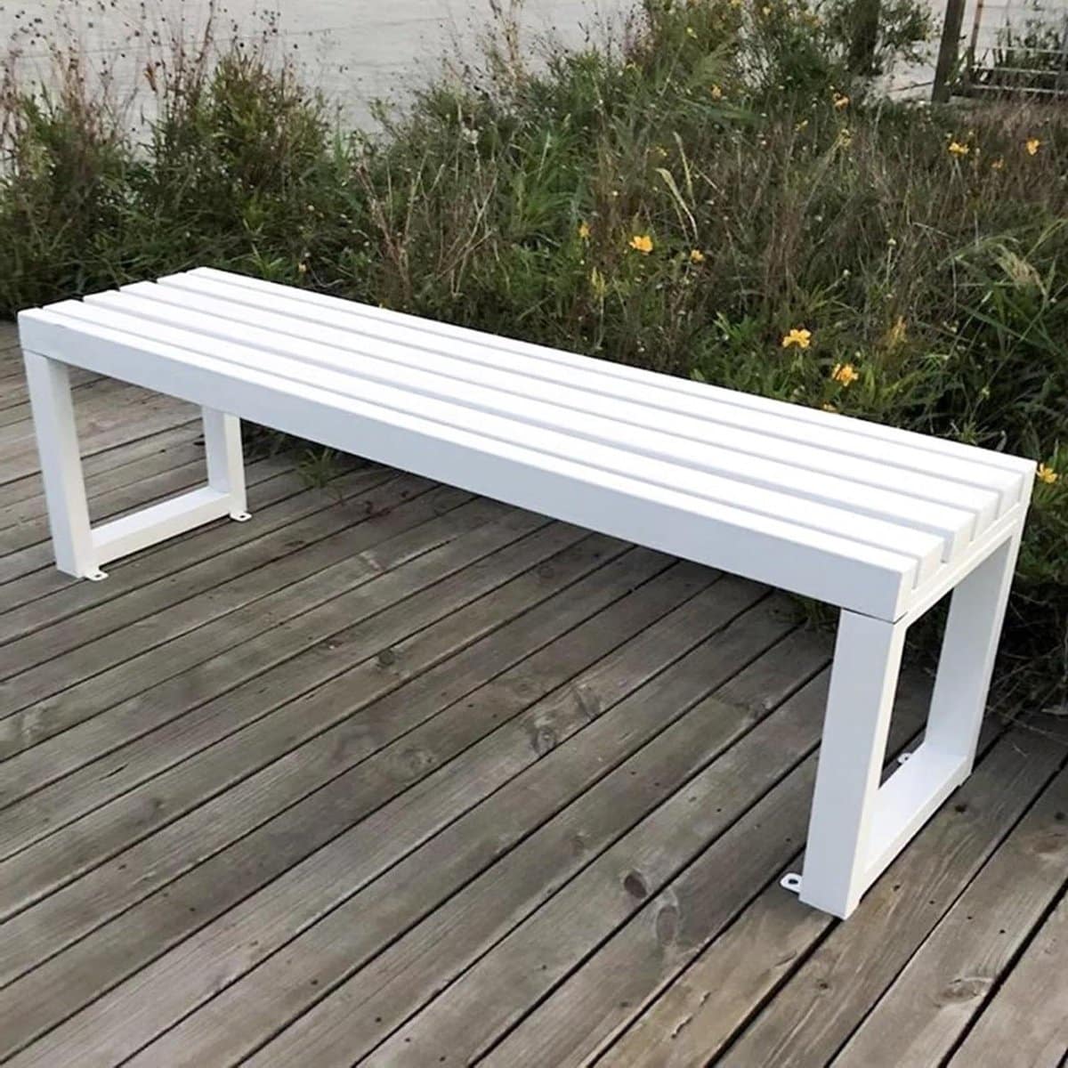 tuinbank buiten parkbank terras zitplaats creëren stabiele