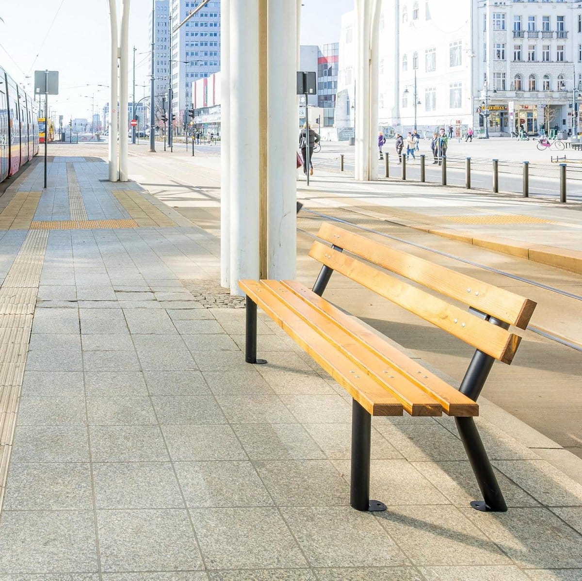 tuinbank buitenbank parkbank hout ontspannen zitten weerbestendig