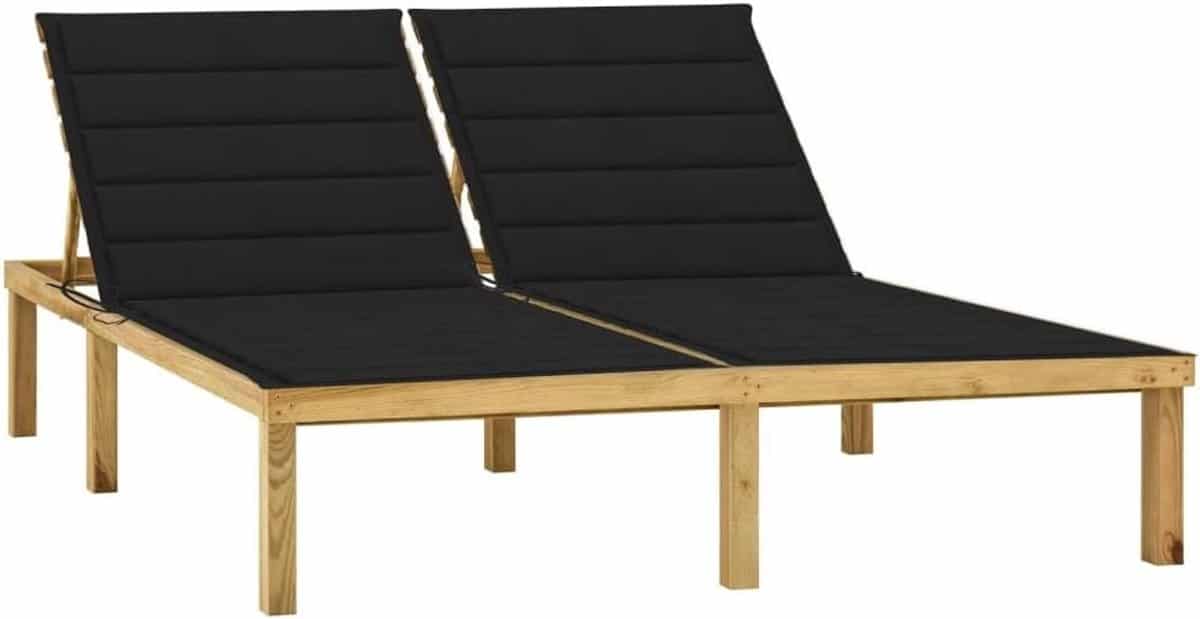tweepersoons ligbed voor buiten met kussens van hout