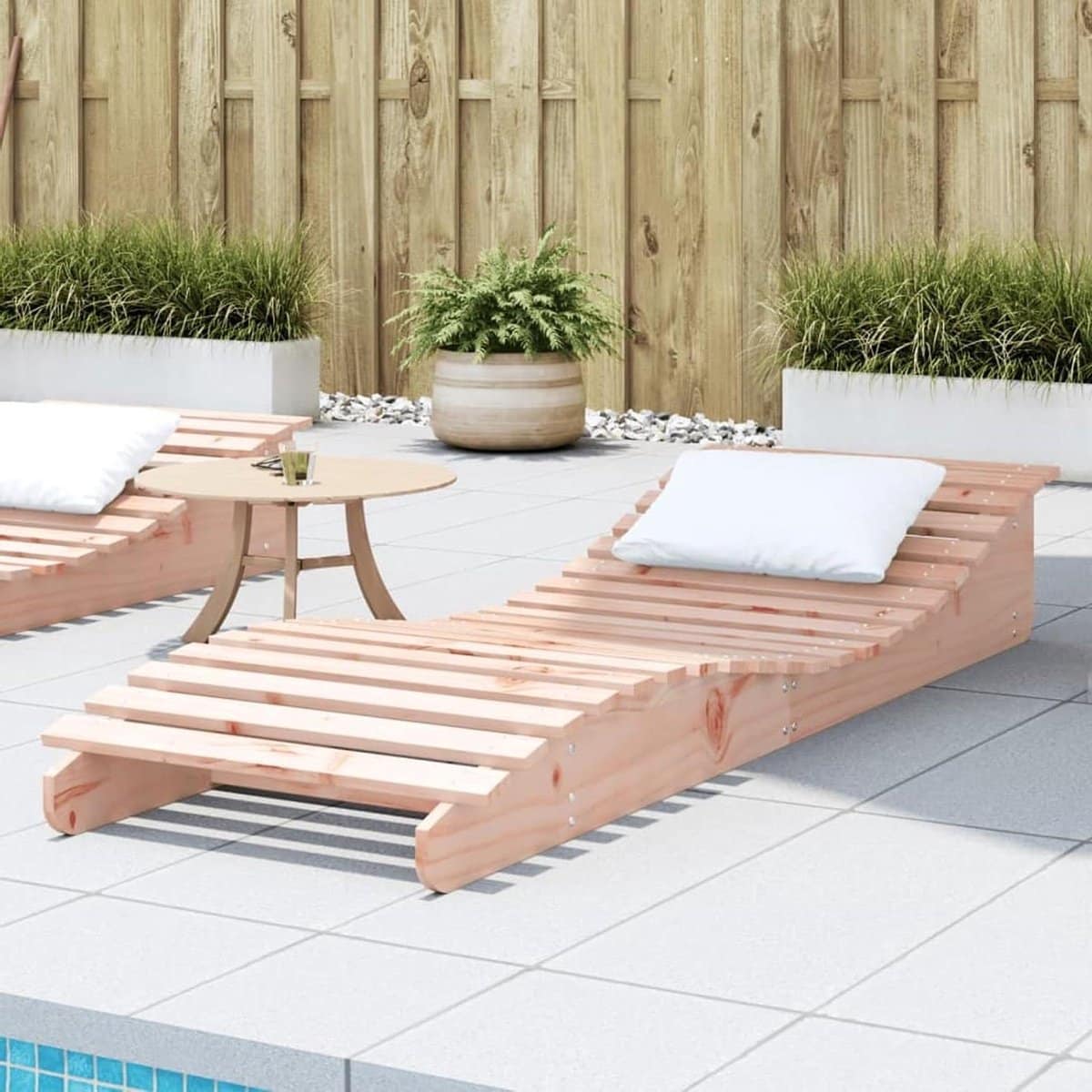 zonneligstoel houten ligbed tuinstoel loungestoel ontspannen in de