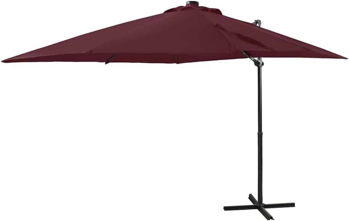zweefparasol met verlichting terrasparasol buiten genieten van de