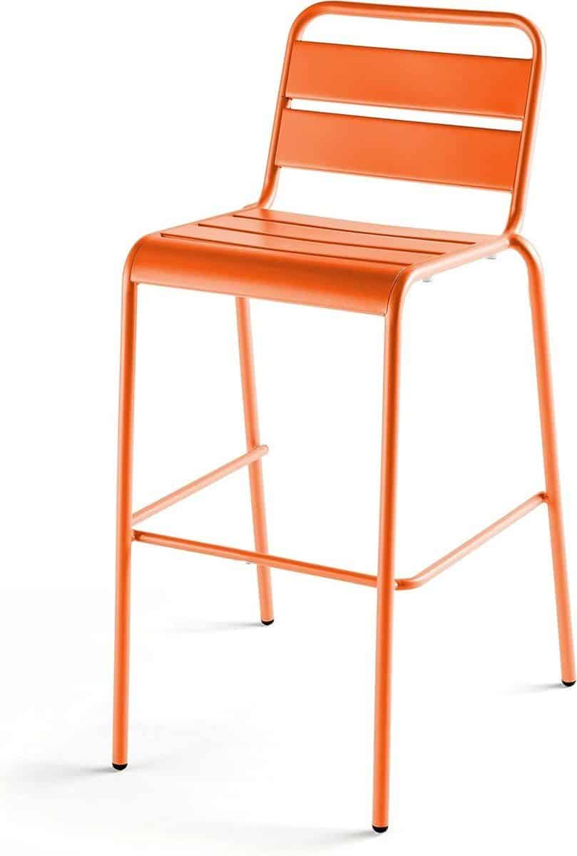 metalen kruk hoge stoel barkruk terras zitten