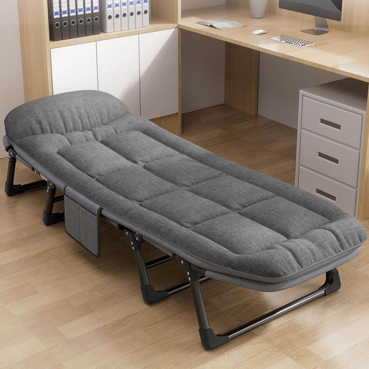 opvouwbare loungestoel campingbed ligbed ontspannen buiten met