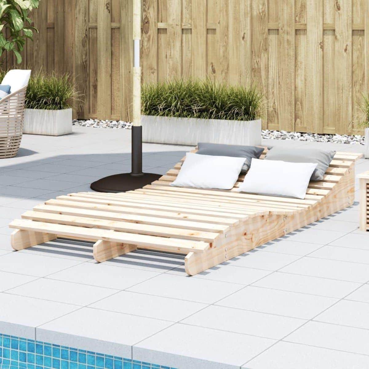 houten ligbed zonnebank tuin buiten ontspannen ergonomisch