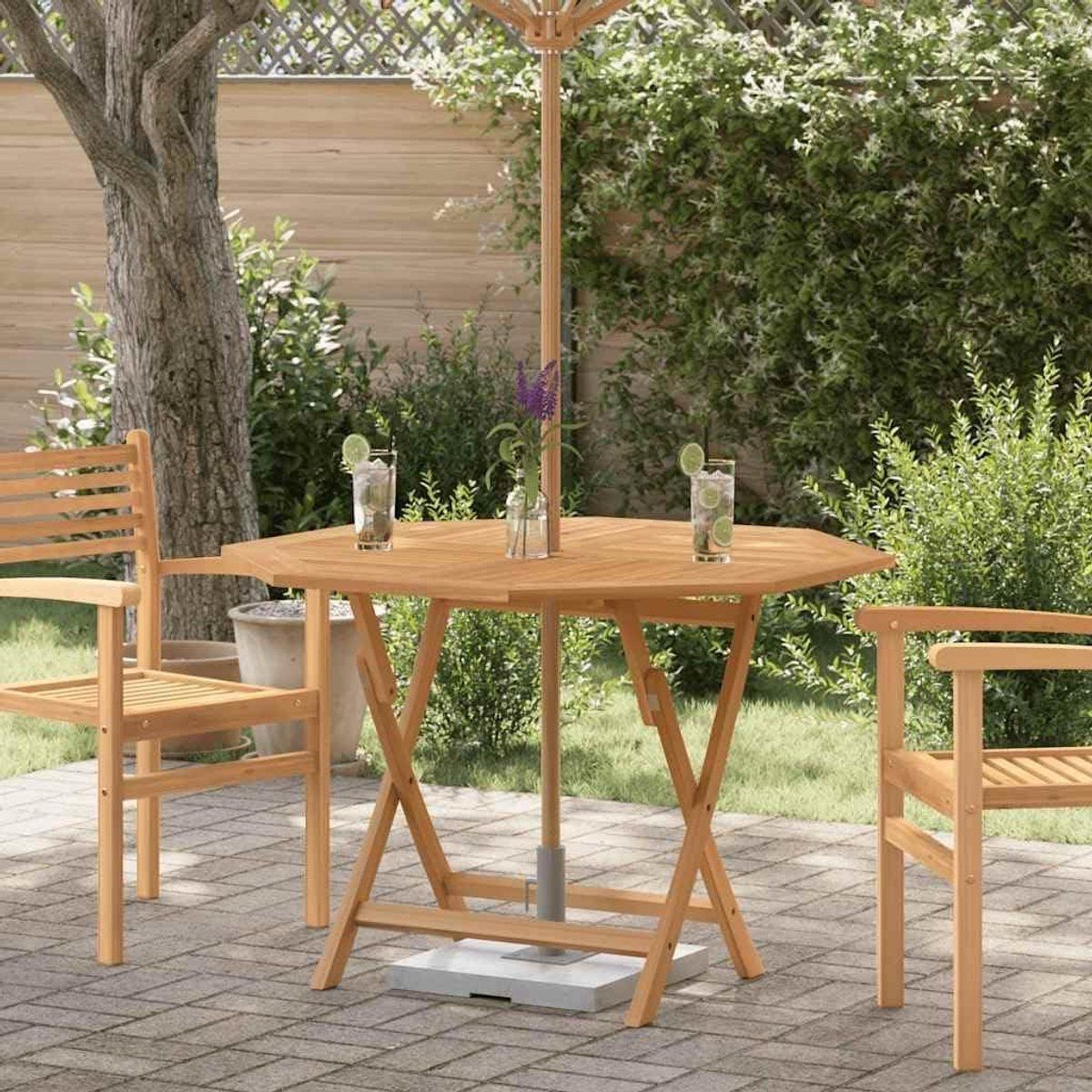 inklapbare tuintafel houten klaptafel buiten dineren met