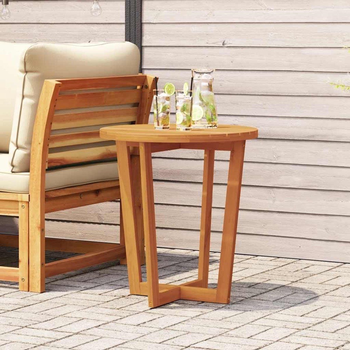 tuin bijzettafel terrastafel rond buiten ontspannen massief