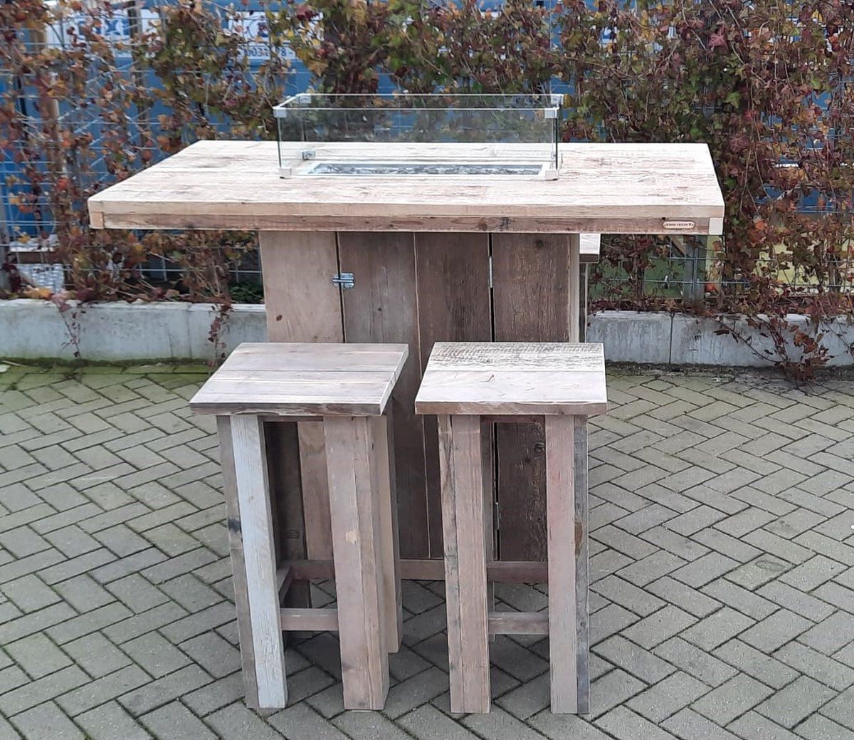 vuurtafel sta tafel set “celebration” van gebruikt steigerhout 80x150cm